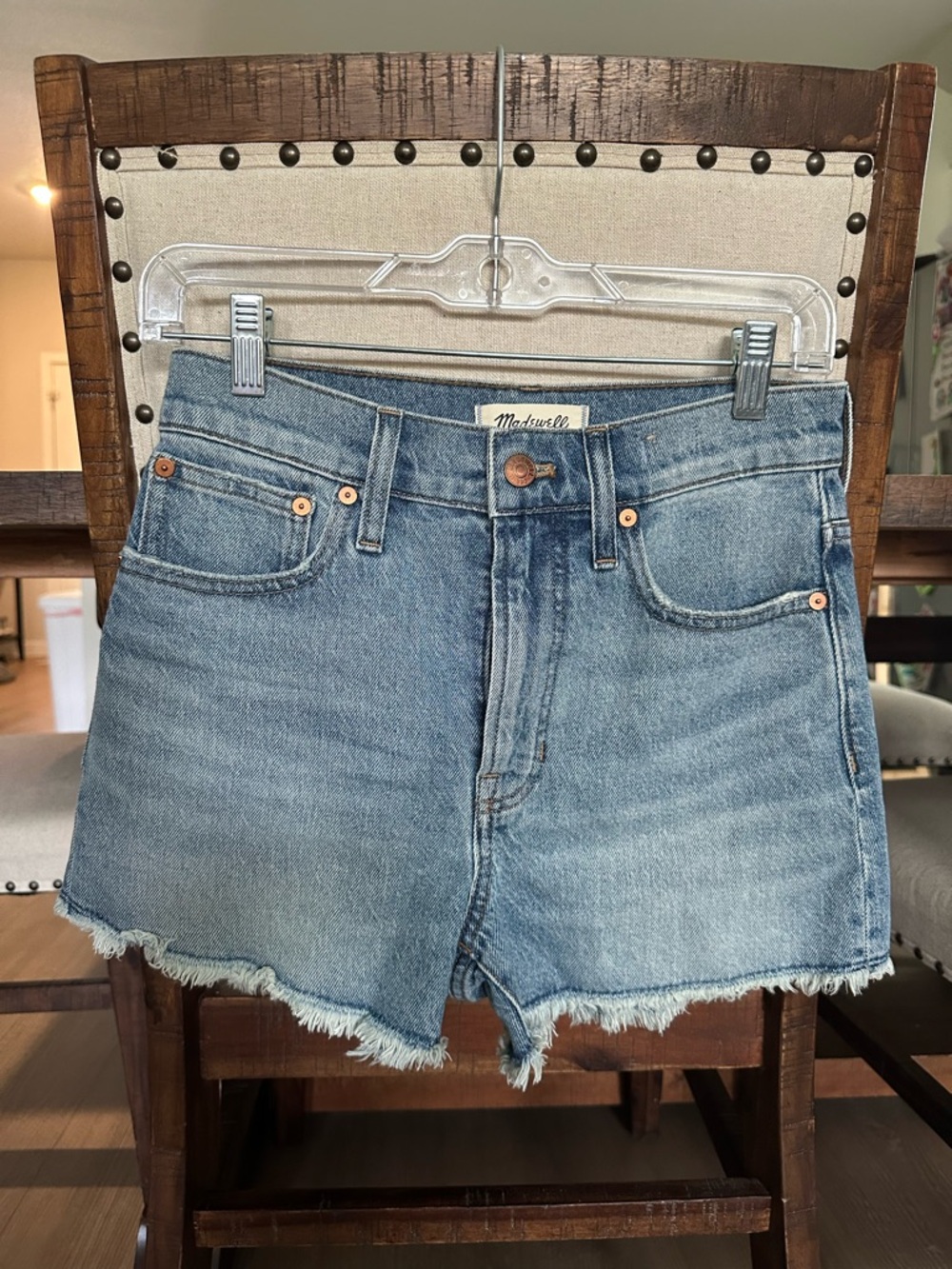 Madewell “the perfect jean short” size 25